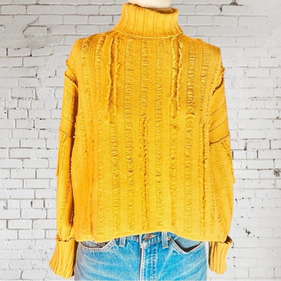 Yellow Turtleneck Sweater - Picture 1 of 9